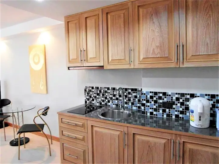 Паттайя: Swimming Pool View Spacious Studio 5 Min To Beach