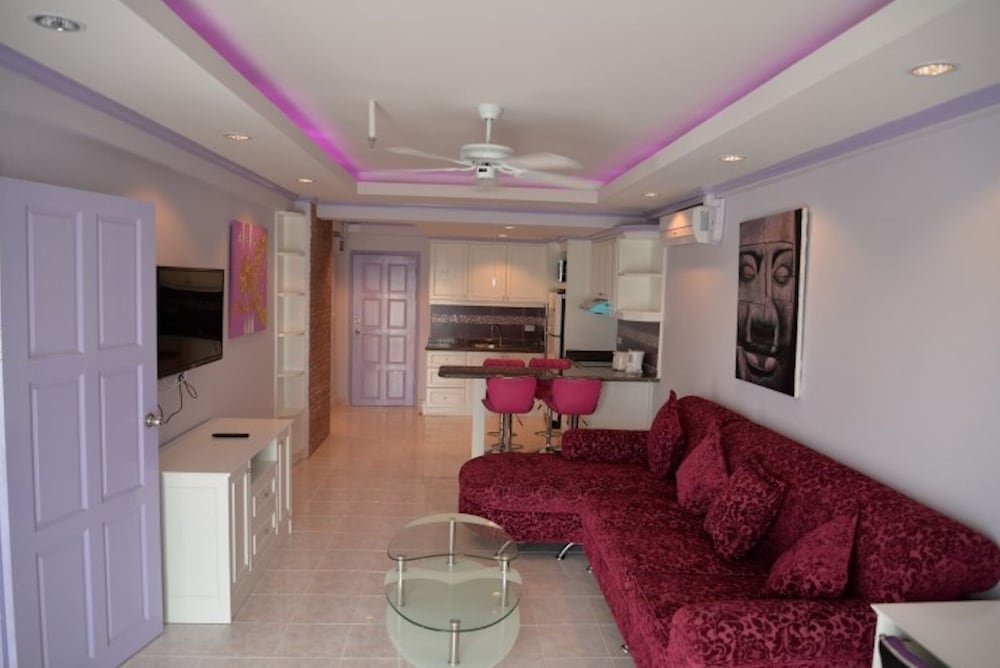 Паттайя: Jomtien Beach Condominium 3rd Floor apt
