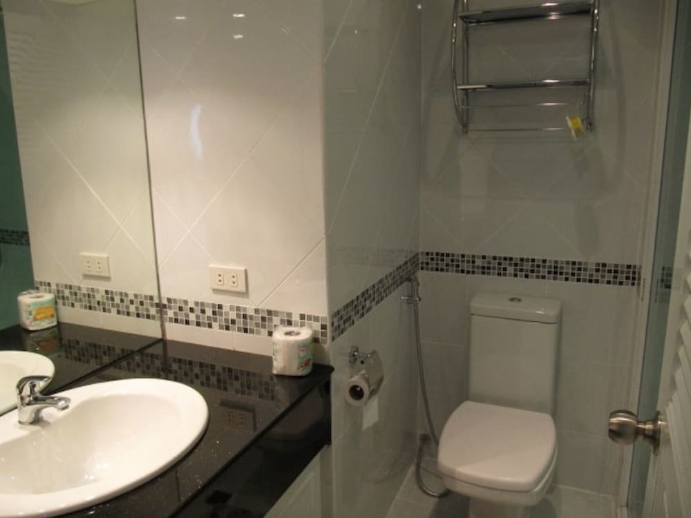 Паттайя: Jomtien Beach Condominium Jbc A3 Floor 12 Room 2728