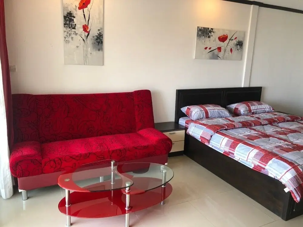 Паттайя: Baan Suan Lalana Ta Floor 4 R503