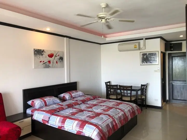 Паттайя: Baan Suan Lalana Ta Floor 4 R503