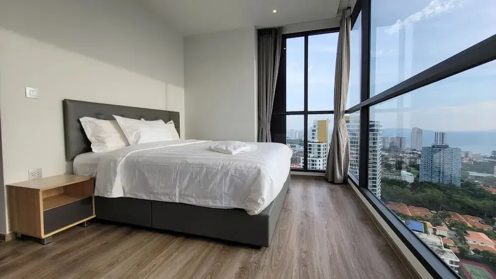 Паттайя: Sea view 253 The Base Central Pattaya