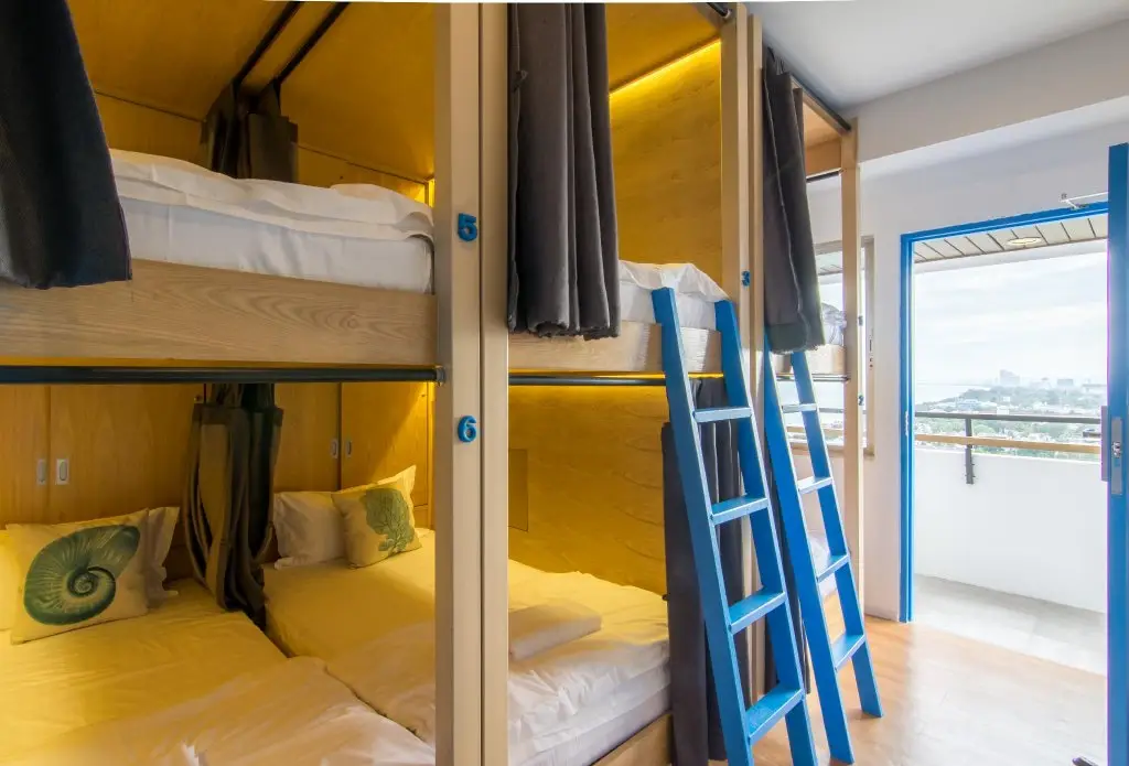 Чаам: Bed in 6-bed Mixed by Thalay Cha Am, A Co-living With Million Dollar View