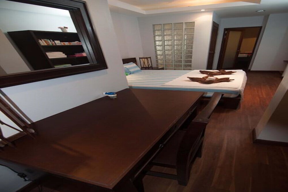 Ланта: Penn Sunset Villa with Pool 10A