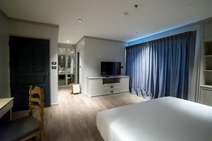 Бангкок: Glamorous Peaceful Apt 2br 2ba Centre Wparkin 7 Mins to Bts Free Wifi