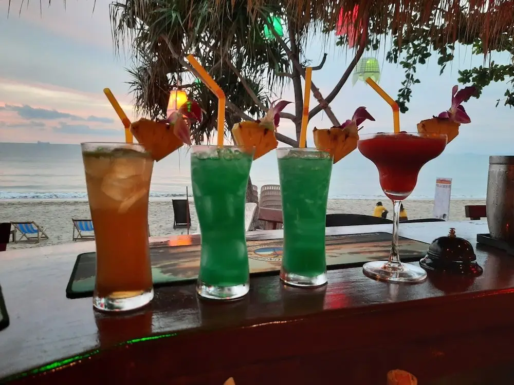 Ланта: Harry's Sunset Klong Nin Beach
