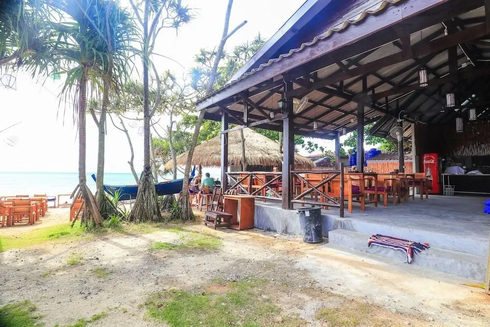 Ланта: Harry's Sunset Klong Nin Beach