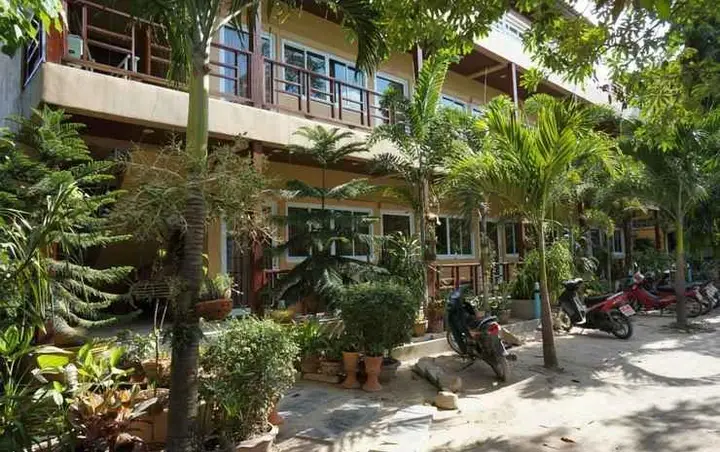 Остров Тау: Silver Sands Beach Resort2