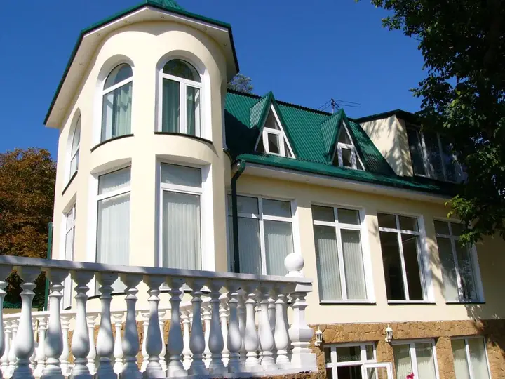 Кисловодск: Отель Ласточка