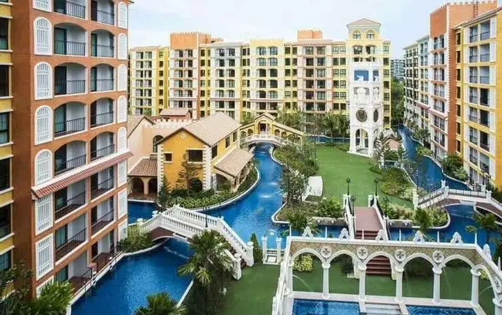 На Чом Тхиан: Venetian Signature Condo B104
