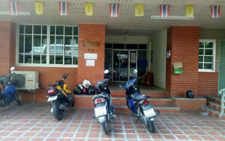 Бангкок: Baan Daratorn Soi 53 Yeak 17