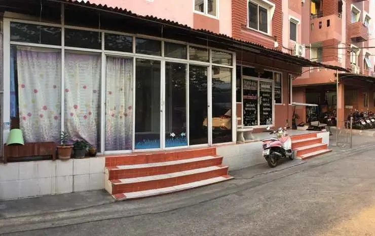 Бангкок: Baan Daratorn Soi 53 Yeak 4