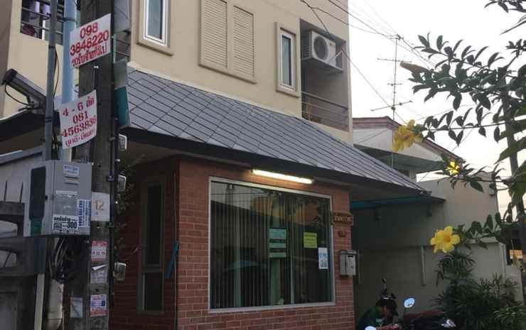 Бангкок: Baan Daratorn Soi 55 Yeak 4