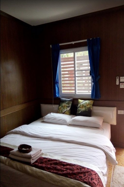 Пхуттхаисонг: Benelux Resort