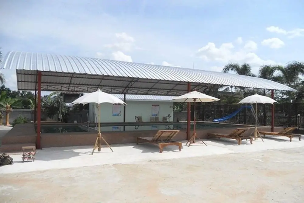 Пхуттхаисонг: Benelux Resort
