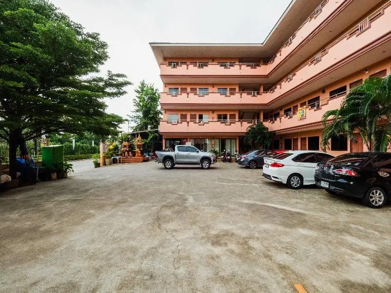 Паттайя: OYO 1087 Udom Khomkham Apartment