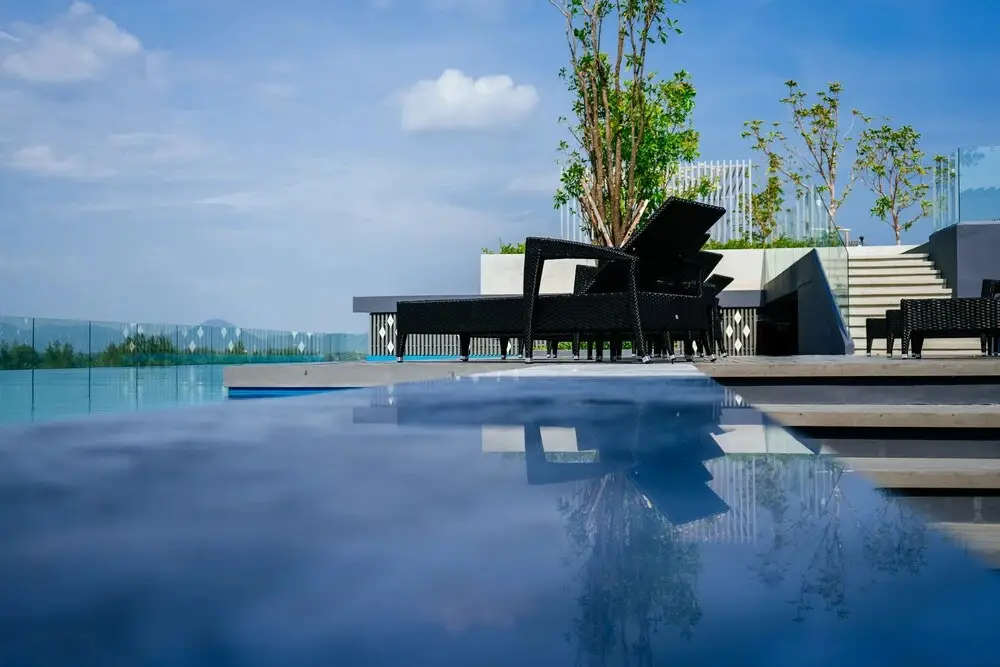 Тхаланг: The Aristo Beach Resort Surin