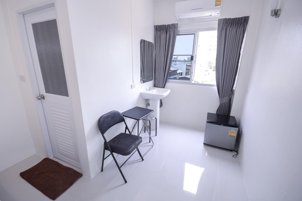Бангкок: U-need Guesthouse
