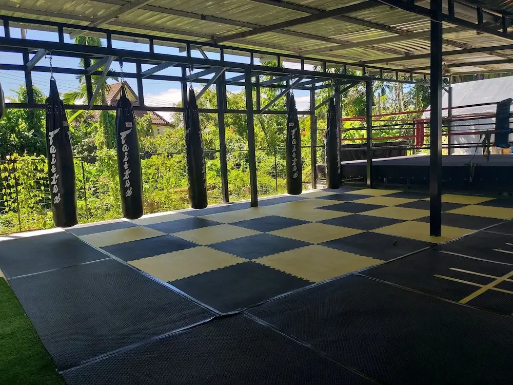 Тхаланг: Maikhao Muaythai Village