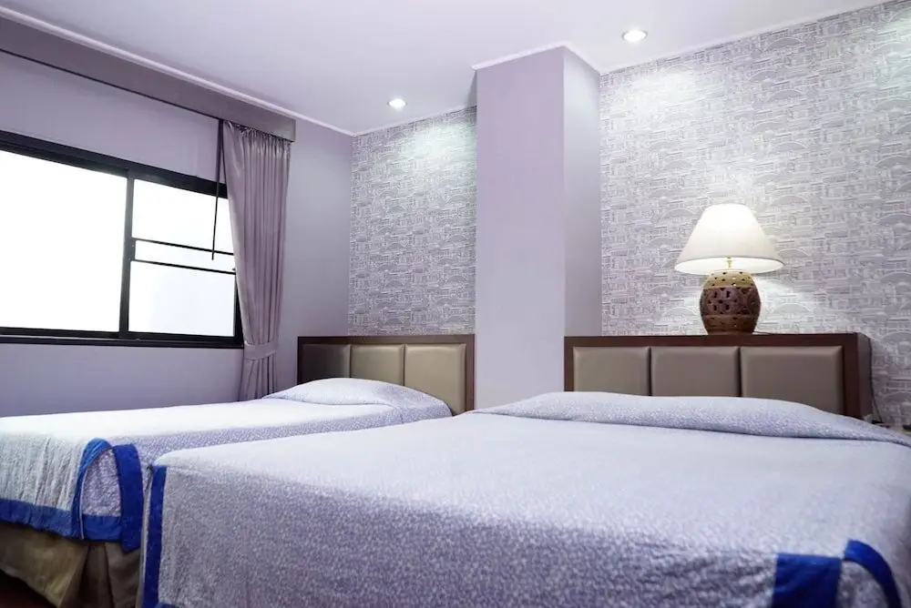 Бангкок: Sara Inn