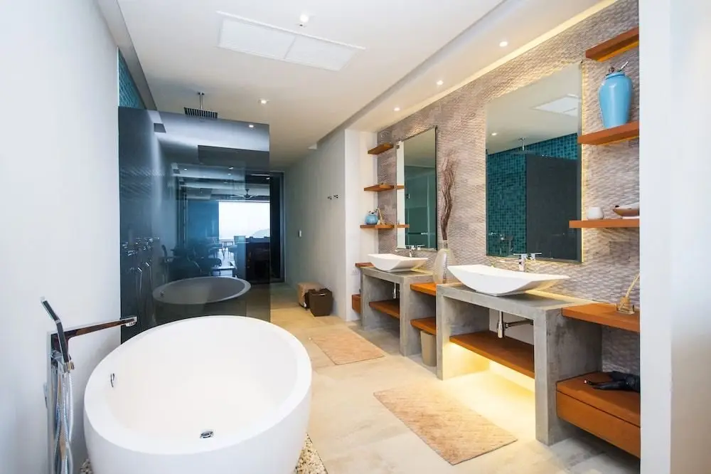 Тхаланг: Luxury Hillside Residence at Bangtao