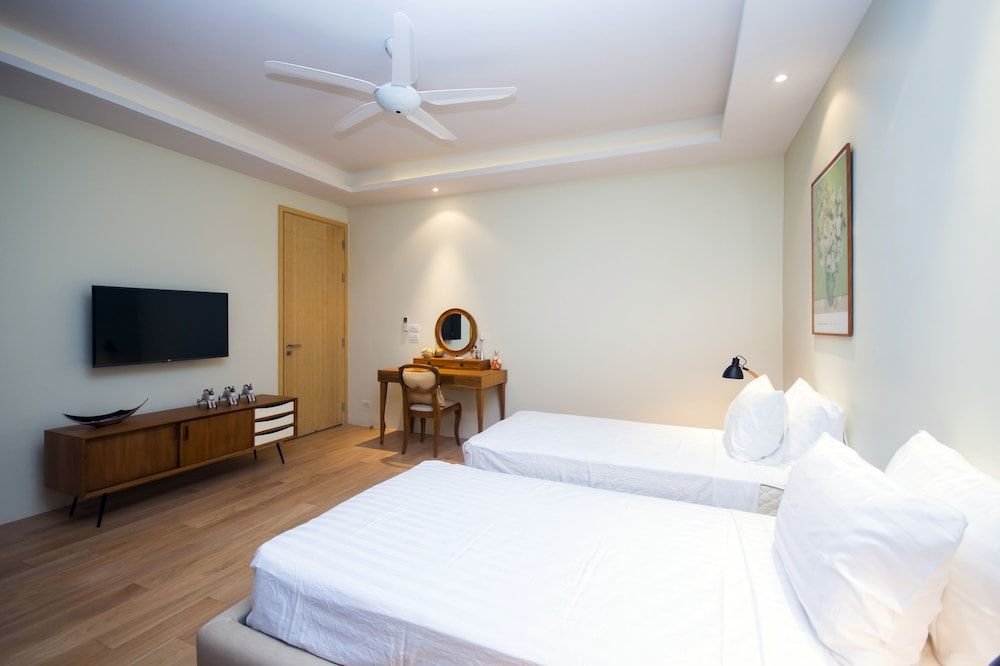 Тхаланг: Luxury Hillside Residence at Bangtao