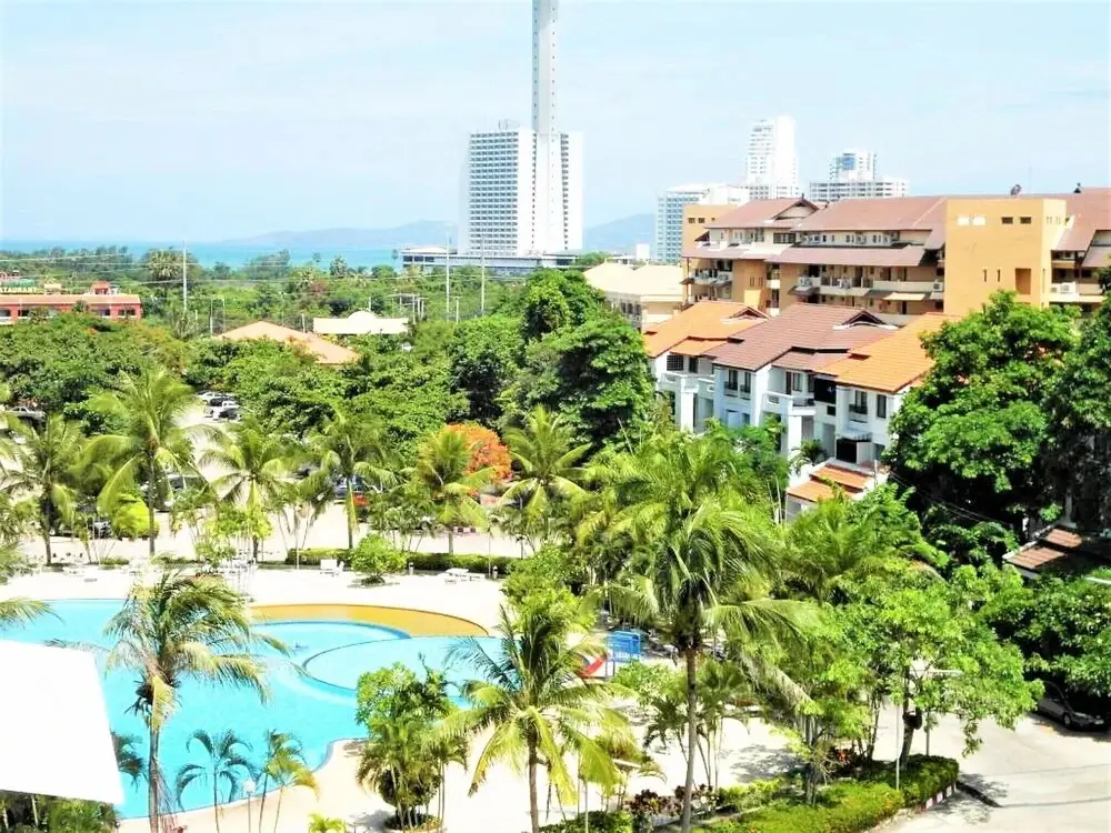 Паттайя: Sea Views With Rentbuythailand