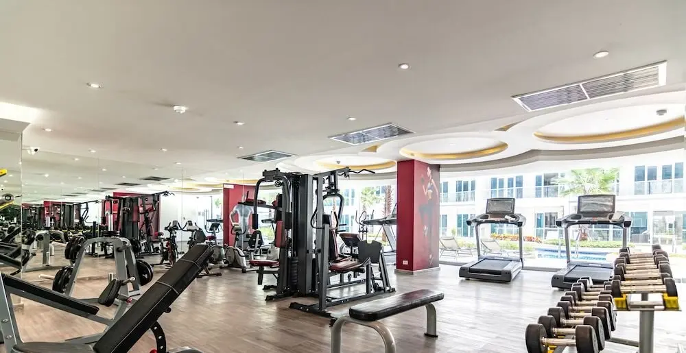 Паттайя: Centara Grand Avenue by Pattaya Holiday