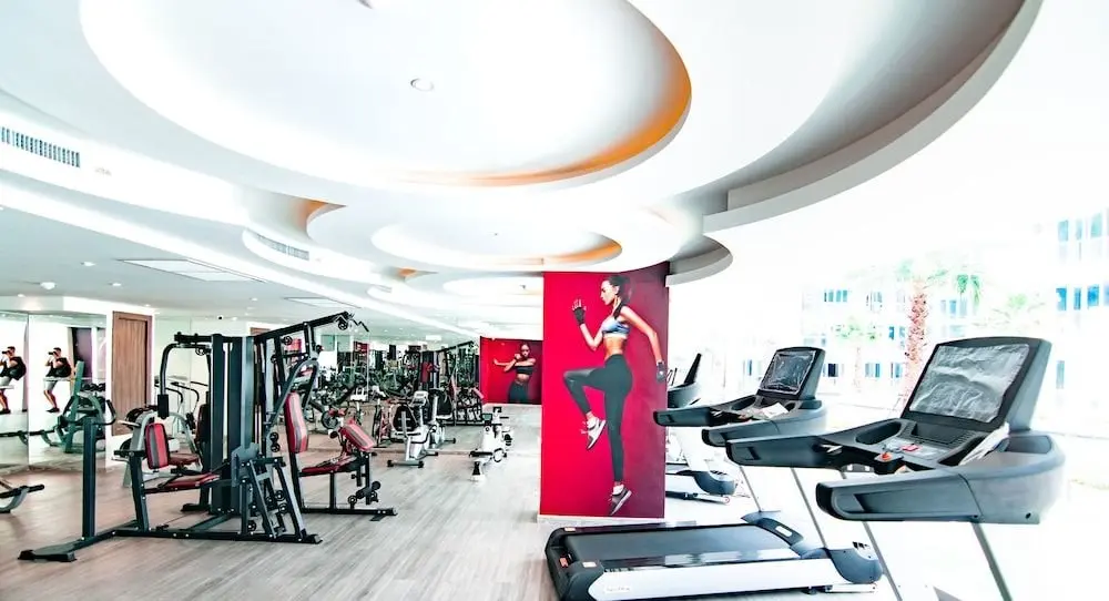 Паттайя: Centara Grand Avenue by Pattaya Holiday