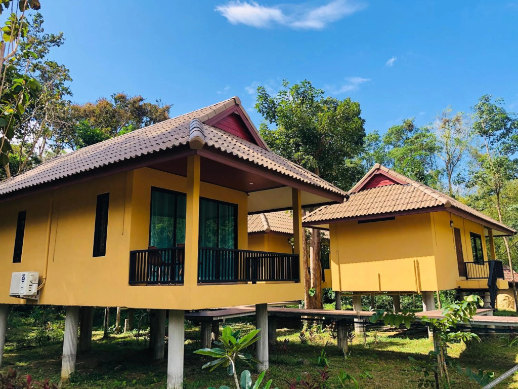 Фаном: The Bliss Khao Sok Boutique Lodge