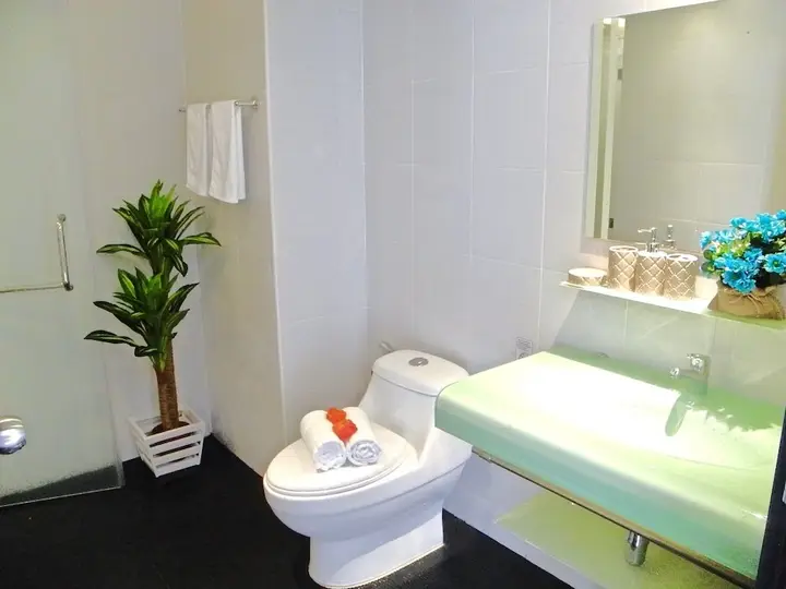 Кату: Bayshore Patong Studio