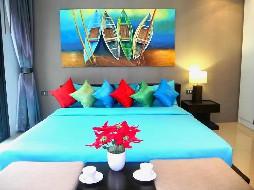 Кату: Emerald Terrace - Pool View Studio