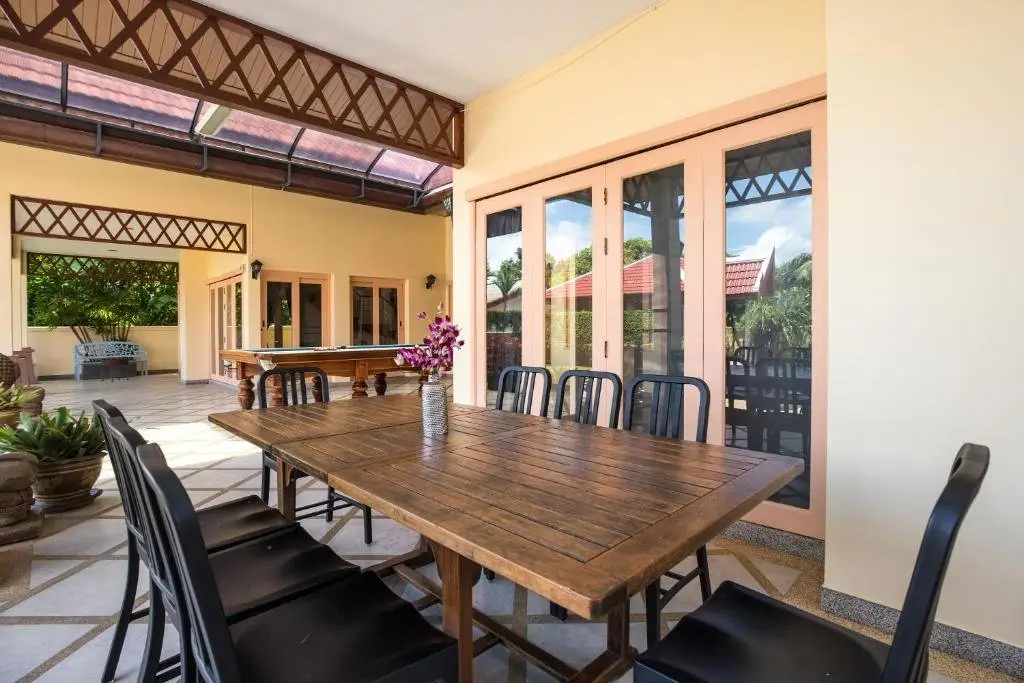 Муанг: Blissful Villa Felicity with Ample Space