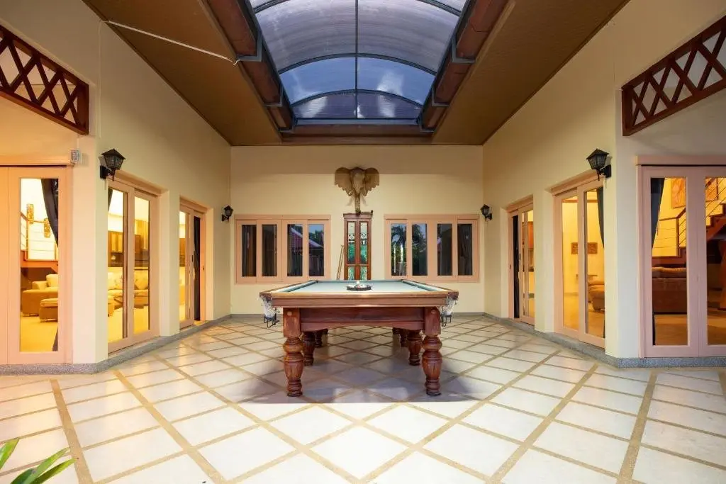 Муанг: Blissful Villa Felicity with Ample Space
