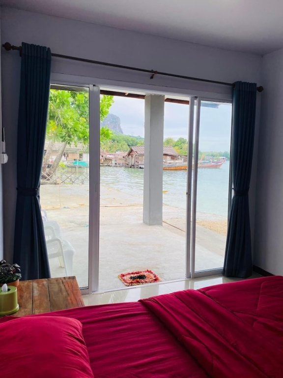 Старая часть Ланты: Kohmook Seaview Bungalow