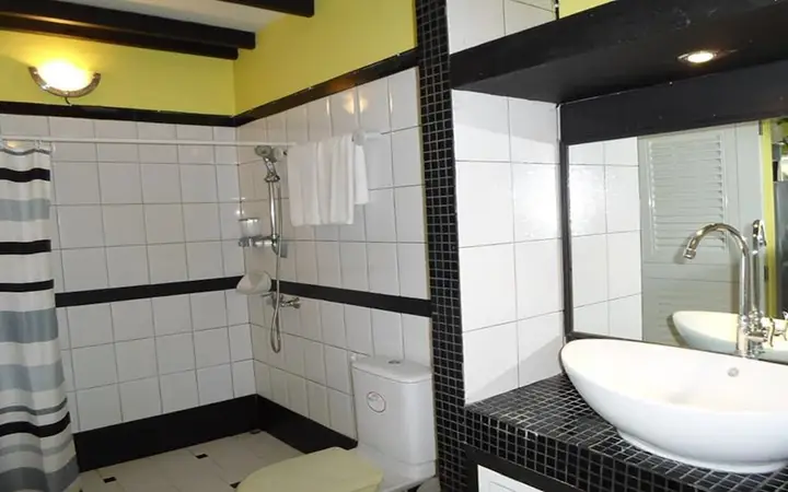 Самуи: Oimho Beach House Apartment Beach Front