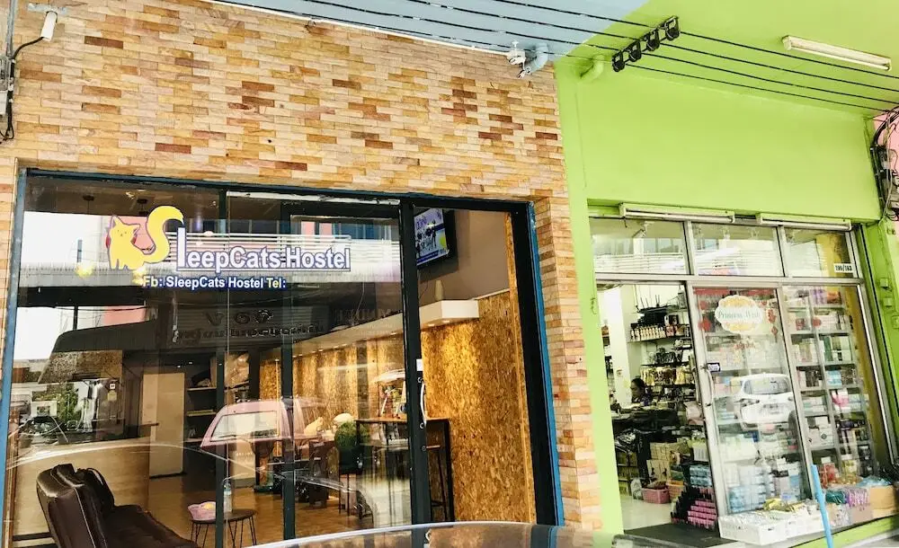 Бангкок: SleepCats Hostel