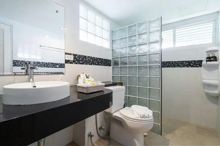 Кату: Kamala Beach Front Villas