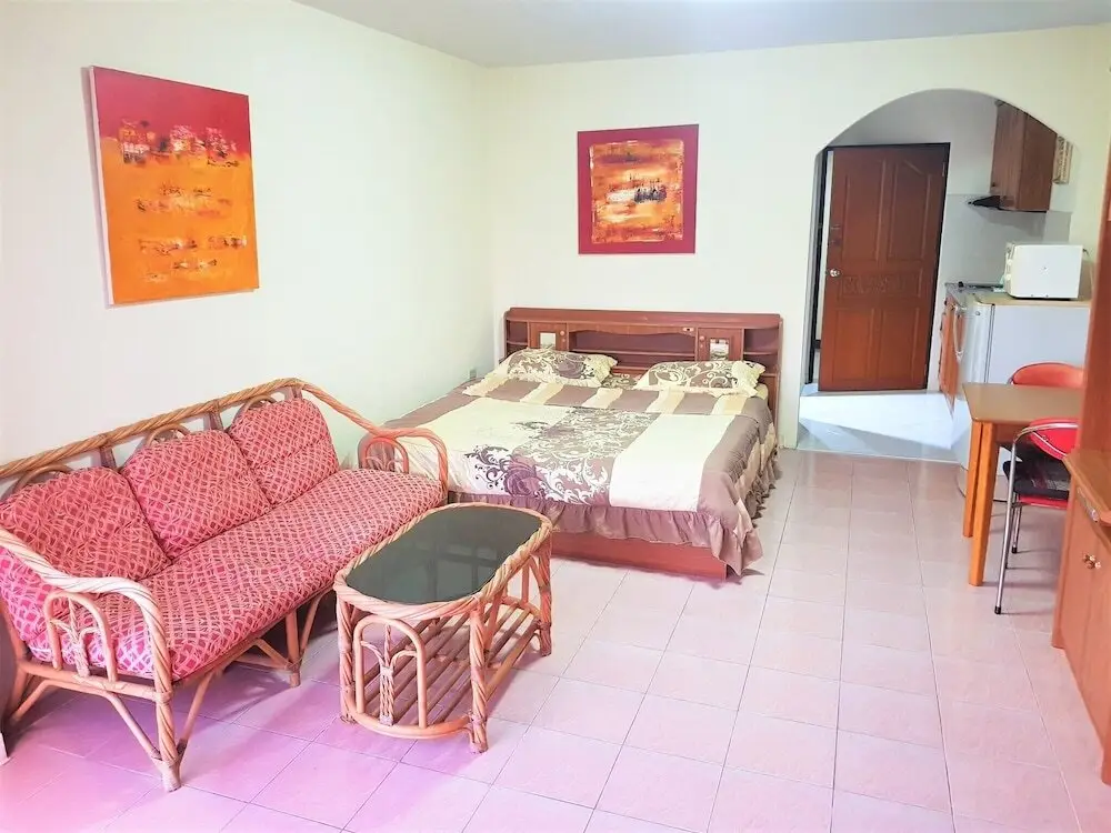 Паттайя: Sea View Studio Jomtien