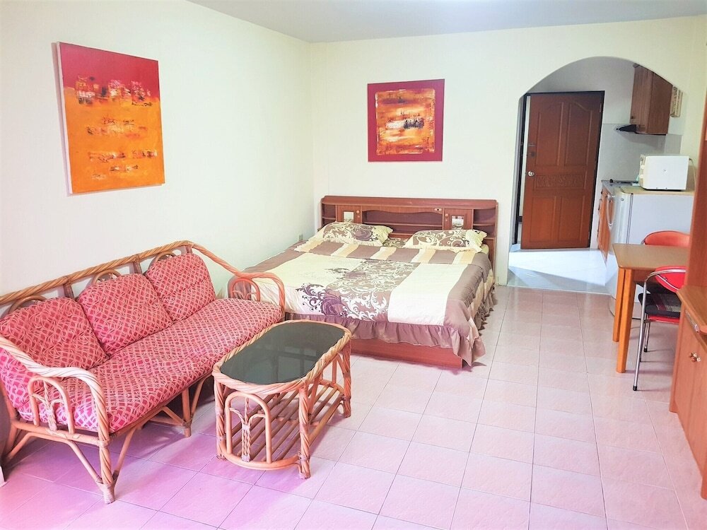 Паттайя: Sea View Studio Jomtien