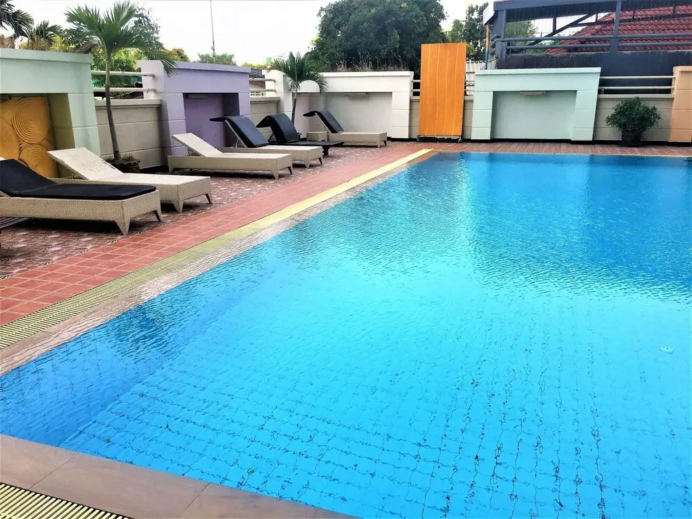 Паттайя: Poolview Condo Rentbuythailand