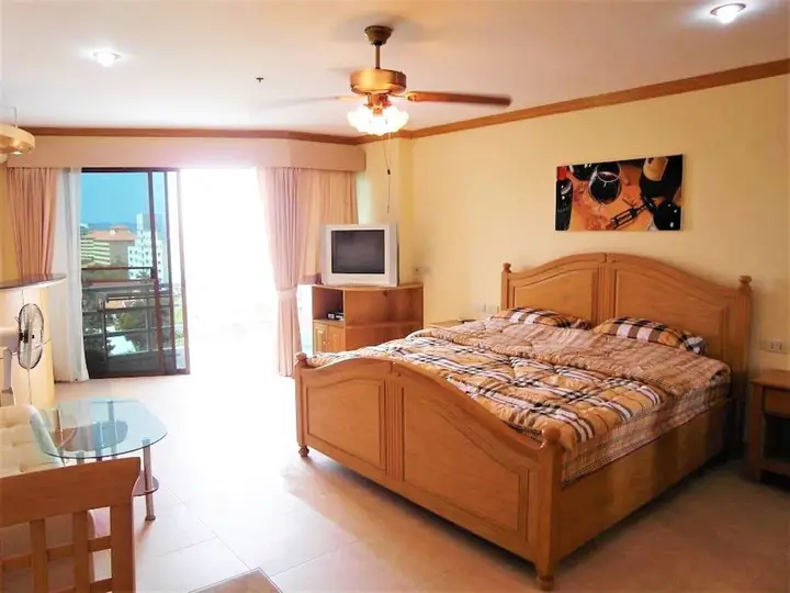 Паттайя: Sea View Studio at View Talay