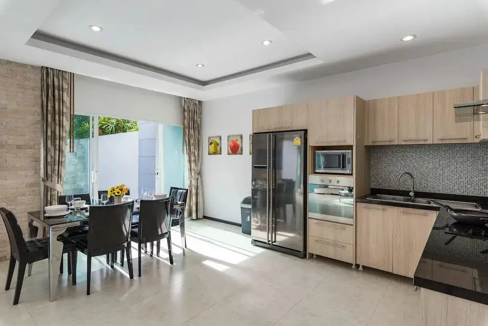 Муанг: Trixie Town House Unit 2