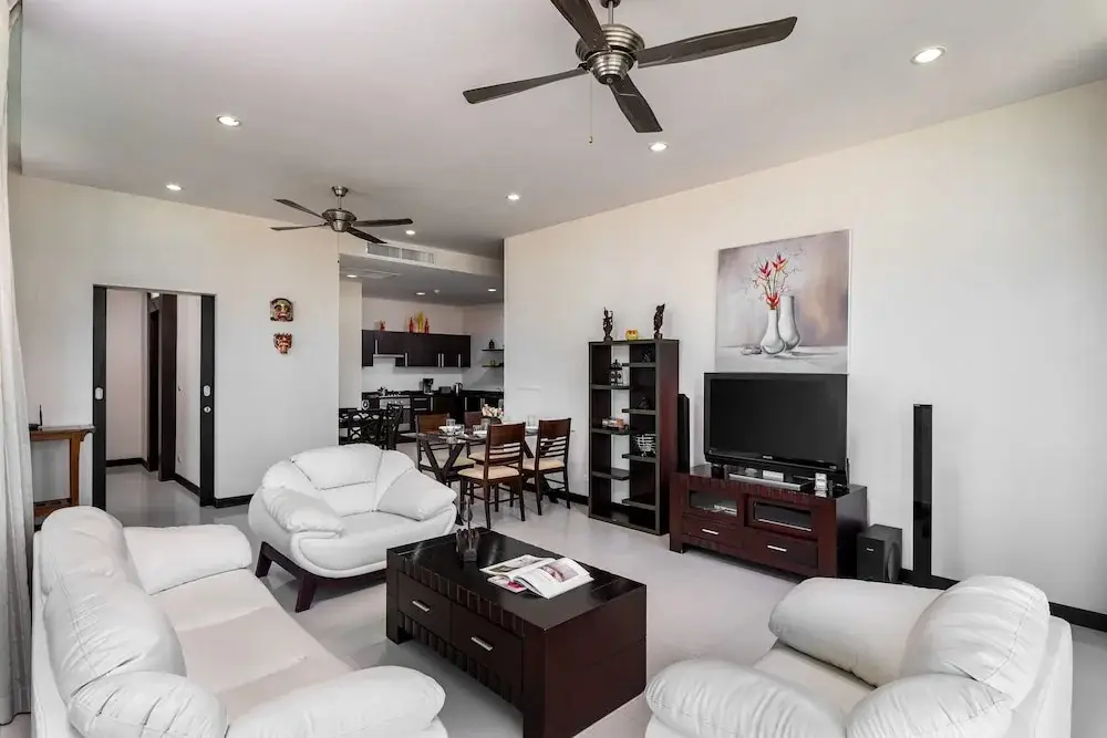 Муанг: Veloche 2 bedroom Condominium