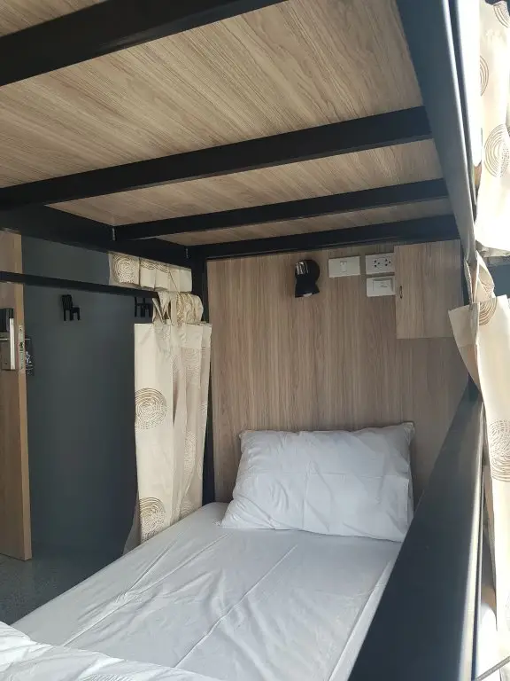 Бангкок: Sleep To Fly Hotel & Hostel