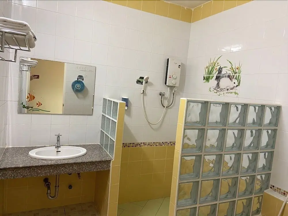 Бан Нонг Йод: Prakaithong Hotel Phang Khon