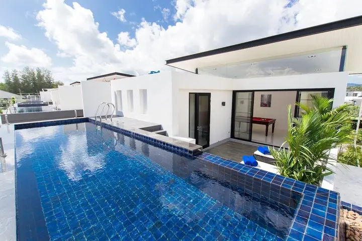 Тхаланг: Villa Nata