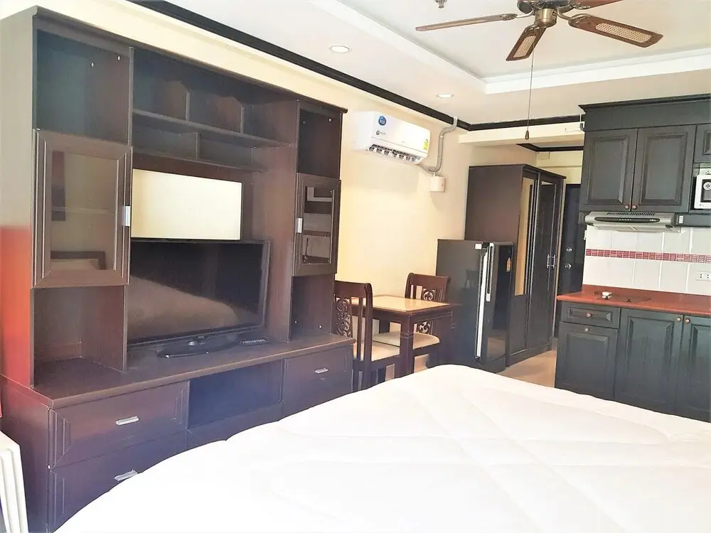 Паттайя: Jomtien Beach Sea View Studio