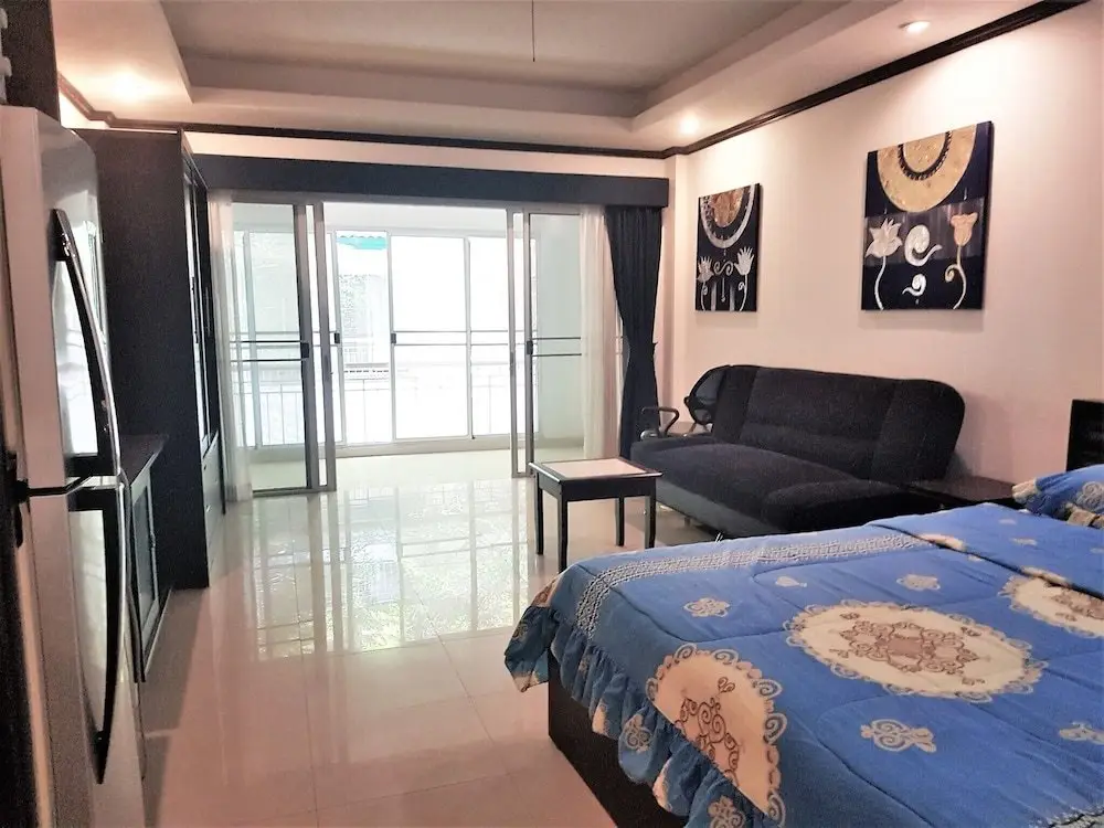 Паттайя: Large Studio Baan Suan Lalana