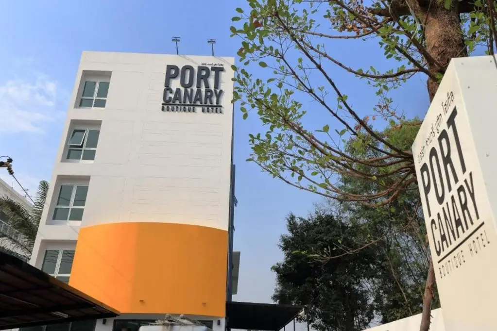 Бангкок: Port Canary Hotel
